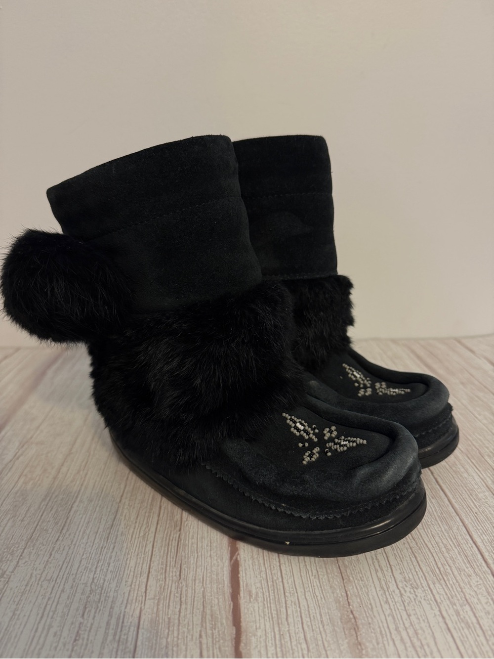 Manitobah MukLuk Waterproof Faux Fur Child Size 13 Snowy Outlet Black Boots